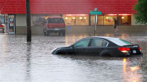 Video Used Car Alert Texas Flood Cars Flooding Used Car Lots Abc News