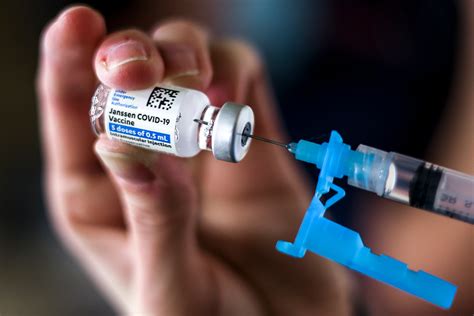 WHO Lists Johnson Johnson Single Shot Covid 19 Vaccine For Emergency