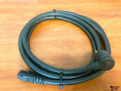 12 Awg Shielded Power Cable 10 Feet In Length With Iec Connectors