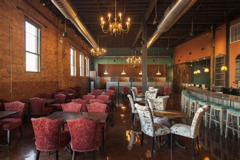 Look Inside Band Of Bohemia The Ravenswood Culinary Brewhouse Opening