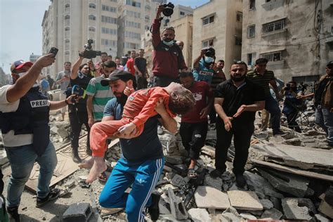 Israeli Attacks Over Gaza Middle East Monitor