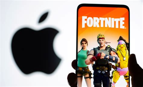 Apple Bans Fortnite From App Store