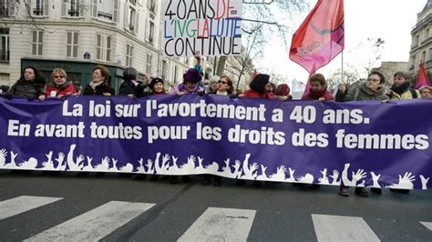 40 Ans De L Ivg Des Milliers De Manifestants Pour Les Droits Des Femmes à Paris