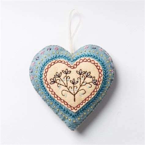 Corinne Lapierre Felt Embroidered Heart Kit