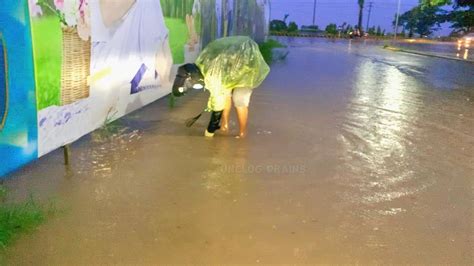 Heavy Rains Flood Everywhere With Roads Unclog Drain Rescue Flooding