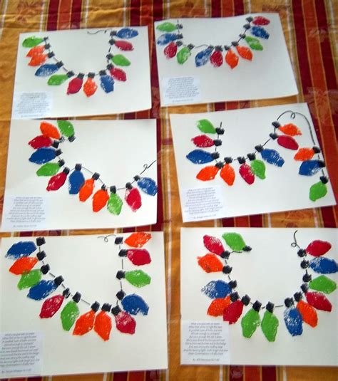 Have them make their very own christmas cards with this handprint card craft. Sponge lights w/poem @ christmas time | Easy toddler ...