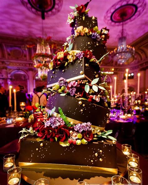 Die liebe und fröhlichkeit dieses hochzeitstages soll allezeit euer leben bestimmen. Alles Gute zum 1. Hochzeitstag, Kim & David! Ihr #Weddingcake wurde bei ... - | Wedding cakes ...