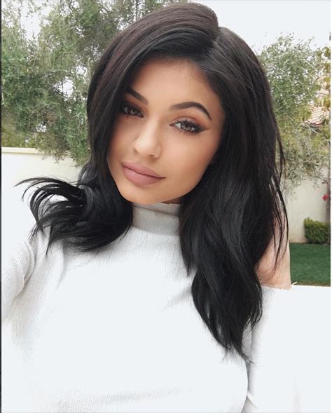 Kylie jenner shares sizzling hot pic amid kim kardashian's. Top 8 Best Kylie Jenner Hair Colors