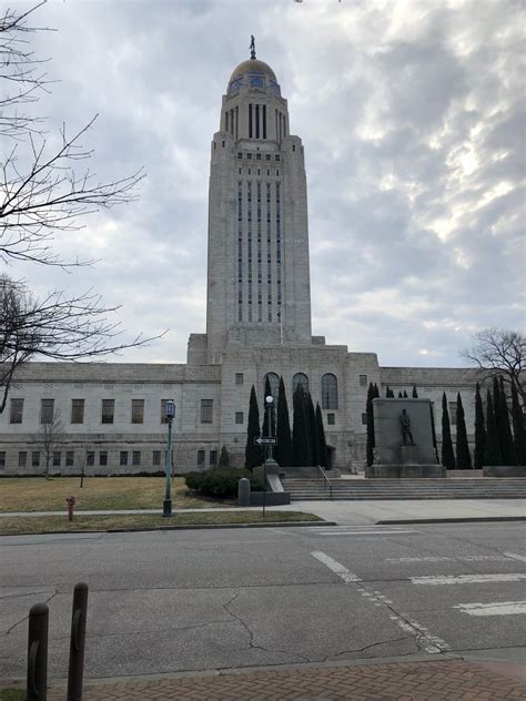 The Nebraska State Capitol Is Secretly One Of The Prettiest Buildings