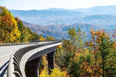 8 Stops You Should Make Along The Foothills Parkway Tn