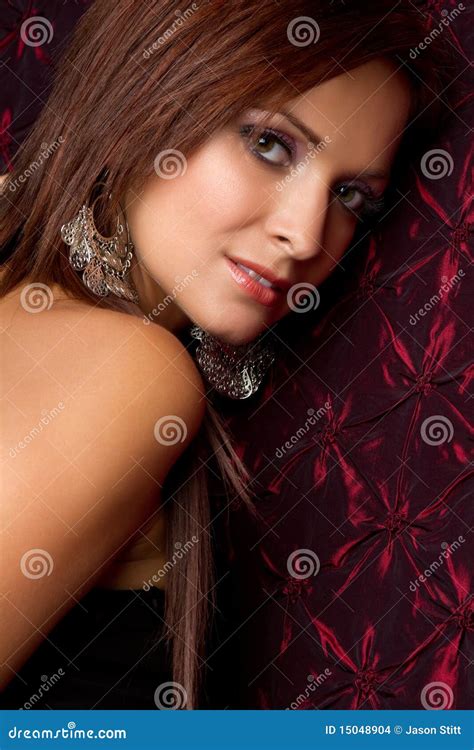 Belle Femme De Latina Photo Stock Image Du Femelle Mignon 15048904