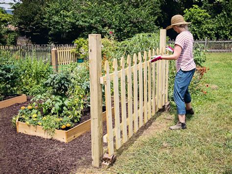 Protect and decorate your flower bed, walkway or lawn with this. Tall Decorative Garden Fence Inspiration | Tasteteasf.com