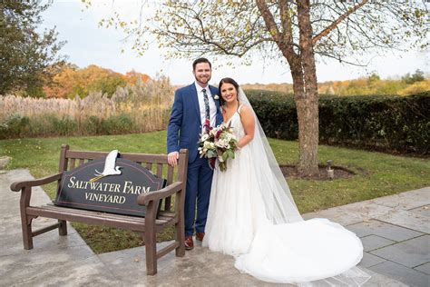 Featured Connecticut Wedding Venue Saltwater Farm Vineyard