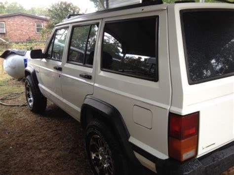 The jeep cherokee created the sport/utility market and went strong over the years. Sell used 1996 Jeep Cherokee SE Sport Utility 4-Door 2.5L ...