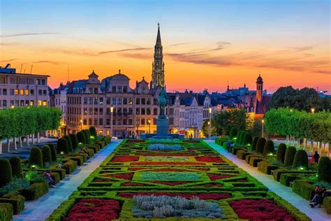 Brussels City Private Tour | Sightseeing Tours | Safar Limousine