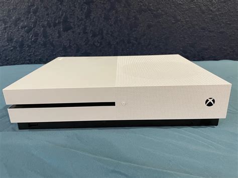 Xbox One 2 Tb White Console Item Box And Manual Xbox One