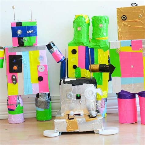 Recycled Robots Kids Craft Recycled Robot Kindergarten Projects Crafts