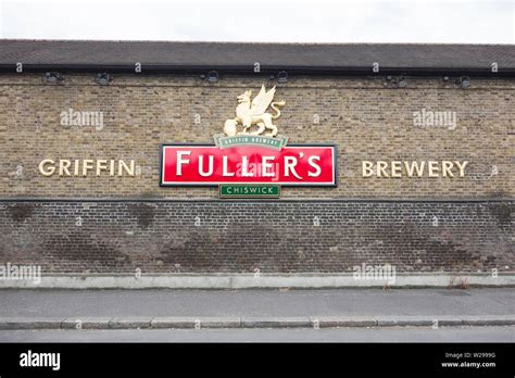 Fullers Brewery Chiswick Fuller Smith And Turner Griffin Brewery In