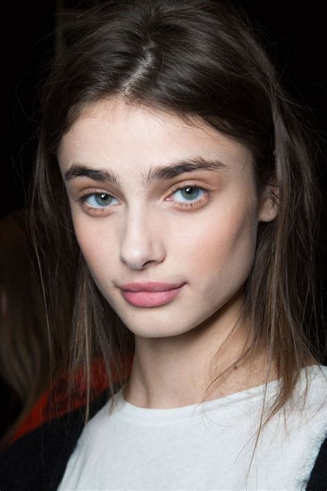 Backstage Beauty Report Society Swans At Marc Jacobs