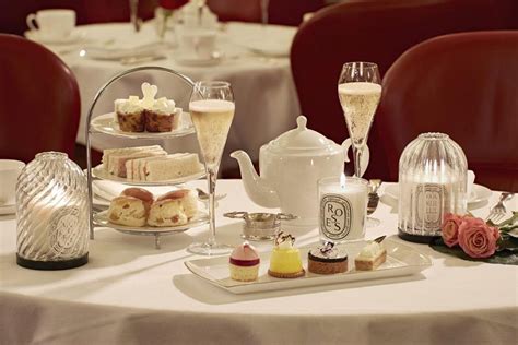 Festive Diptyque Afternoon Tea At Londons Hotel Café Royal Extravaganzi