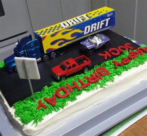 Semi Truck Birthday Cake 29 Birthday Cakes For Him Truck Birthday