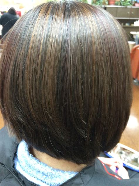 A Line Bob With Highlights Retro Hairstyles Bob Hairstyles Thick Hair