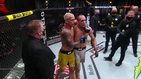 I called him out a bunch of times and he. Charles Oliveira Dominates Tony Ferguson In Unanimous ...