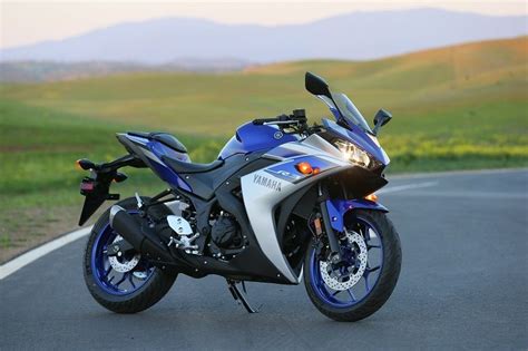 2015 Yamaha Yzf R3 First Ride The Beginner Bike And Beyond