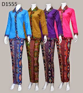 Model baju muslim batik kombinasi ini bisa menjadi pilihan busana untuk pergi ke sebuah acara, pesta, maupun keseharian. √ 55+ Trend Model Baju Batik Kerja Kombinasi Polos Elegan ...