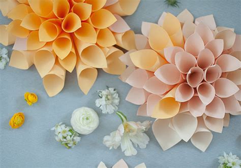 Here's another diy paper flower bouquet from lia griffith for easy anemone diy. DIY Dahlia Paper Flower | DIY Projects | 100 Layer Cake