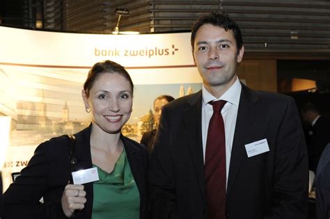 The company's line of business includes performing. 5. Investment Forum der bank zweiplus