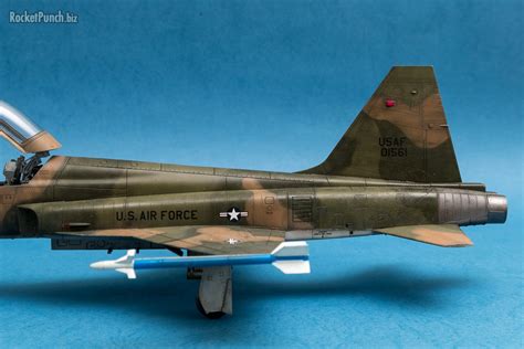 Completed Afv Club 148 Northrop F 5e Tiger Ii 26th Tfts Rocket