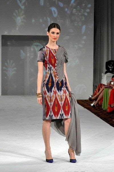 Kain khas toraja menjadi idola baru desainer maya ratih. 28+ Model Gaun Pesta Tenun, Paling Baru