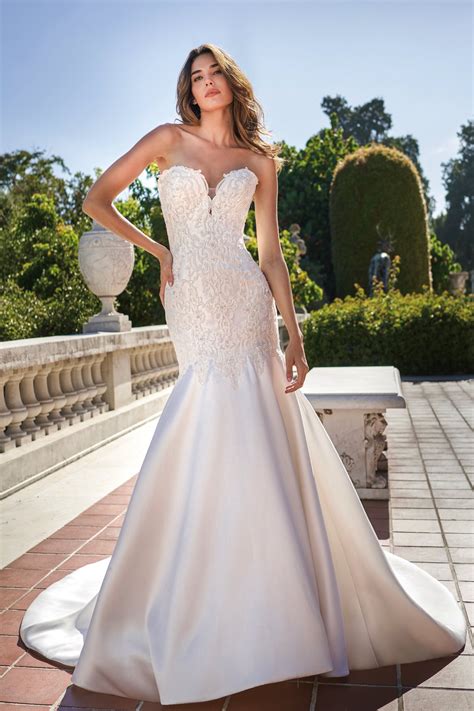 F221012 Dramatic Mikado Mermaid Strapless Wedding Dress With Embroidered Lace Applique On Bodice