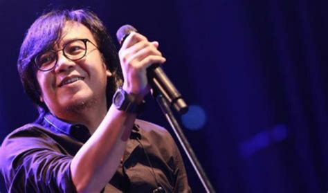 Penjaga hati ♫ guitar chords ♫ by ari lasso: Chord Gitar dan Lirik Lagu Ari Lasso - Penjaga Hati - Abadikini.com