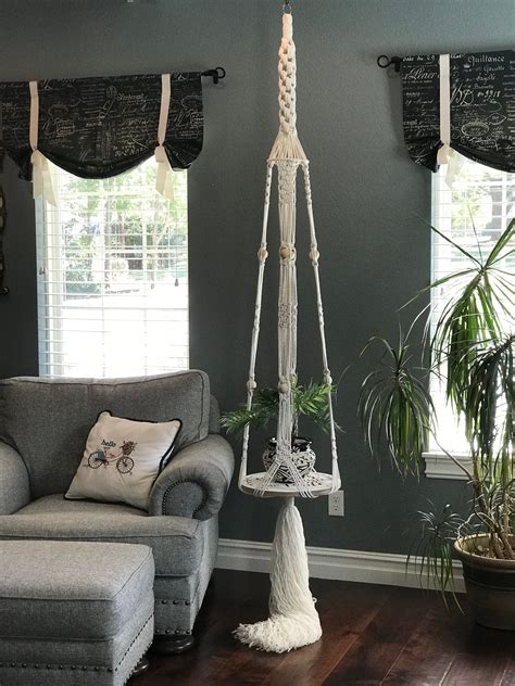 Here is another video of the beam machine at work, this is my first try at making rough lumber with a tool. Charming Hanging Plants ideas to Brighten Your Patio (With ...