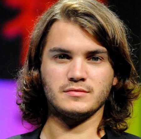 Here the fade haircut is combined the long and wavy locks that this style gives hides the overt roundness of the face really well. Best Men's Hair for Round Face | The Best Mens Hairstyles ...