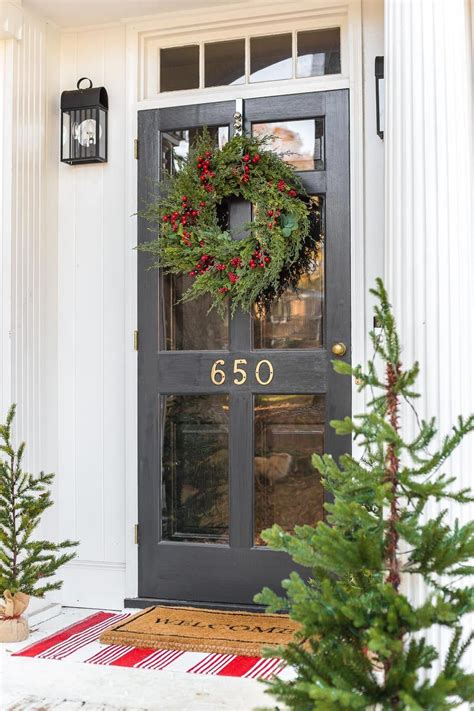 Colonial Christmas Outdoor Wreath Decor Giveaway Blesser House The