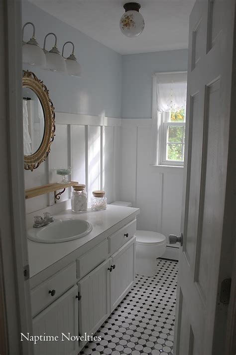 Benjamin moore announced its 2019 color of the year, and the along with pantone's color of the year, benjamin moore's pick will guide designers, stylists, art lucky for us, this year's chosen color is one we'd happily brush onto the walls of our bedrooms and living rooms: Naptime Novelties | White cottage kitchens, Black and ...