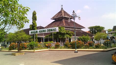 We did not find results for: Download Gambar Masjid Agung Demak ~ Downloadjpg
