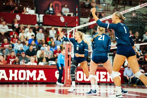 Livingston Leads No 10 BYU Womens Volleyball To Sweep At Oklahoma