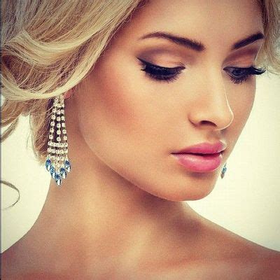 Check out the ideas at the right hairstyles. Best Hairstyles and Makeup For Blonde Brides