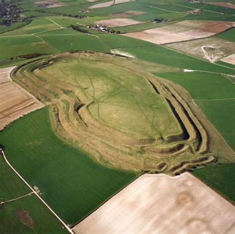 Maiden Castle Dorset Gallery The Megalithic Portal And Megalith Map