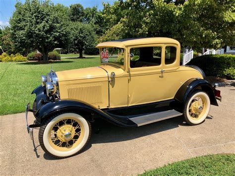 Ford Model A De Luxe Coupe Vintage Cars Antique Cars World