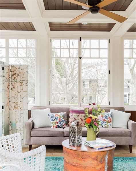 16 Appealing Shabby Chic Style Porch Designs That Can