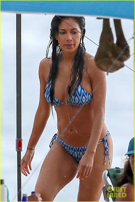 Nicole Scherzinger Looks Hot In A Bikini In Oahu Photo 4164717 Bikini Nicole Scherzinger