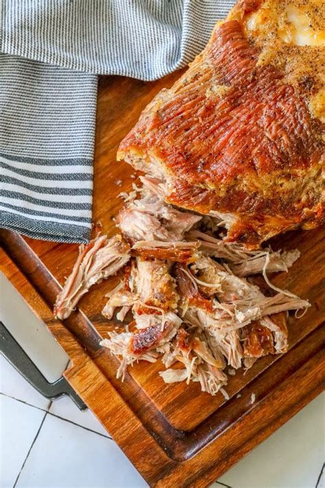 A brilliant pork shoulder roast recipe from jamie oliver. Best Oven Roasted Pork ShoulderVest Wver Ocen Roasted Pork ...