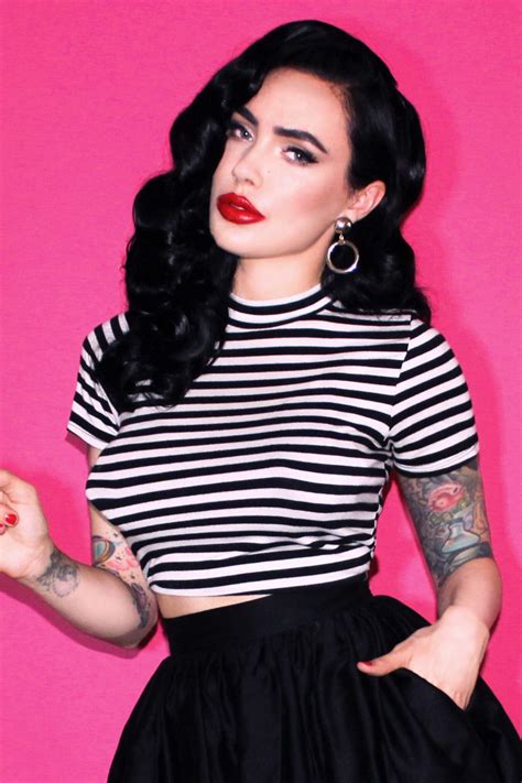 Topvintage Exclusive ~ 50s Bad Girl Crop Top In Black And White Stripes