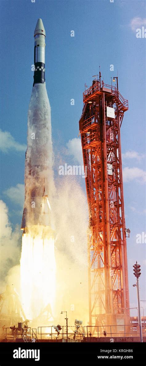 Atlas Agena Rocket Hi Res Stock Photography And Images Alamy