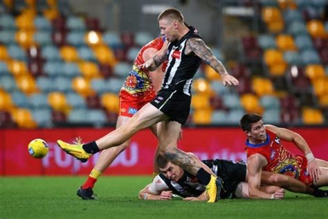 Join us at mcg for collingwood v gold coast suns afl live scores as part of afl home and away 2019. Essendon 'raises interest' in Collingwood star Jordan De ...